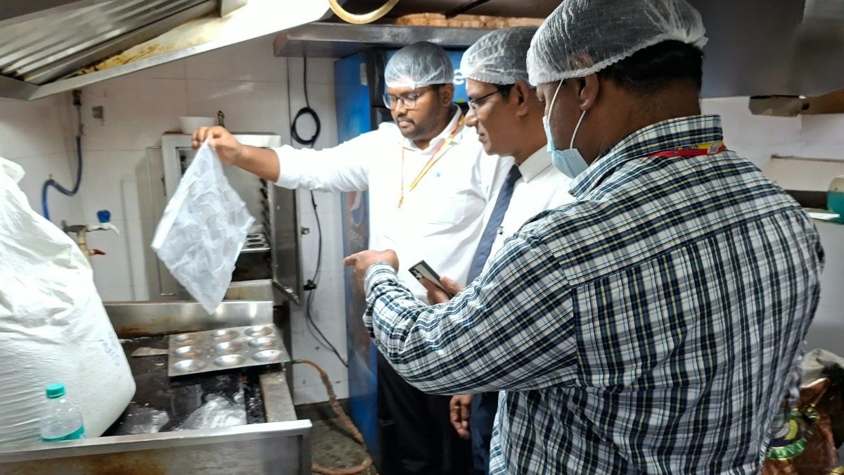 Karnataka Food Safety Raids: KFC Outlet Sealed, 1,000+ kg Expired Meat Seized in Mysuru, Mangaluru