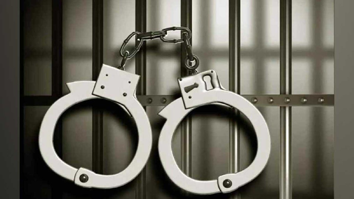 Seized medicines, syringes and equipment from fake doctors in Hyderabad
