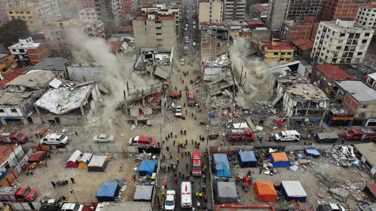 Colombia's 7.4 Earthquake: 265 Dead, National Emergency Declared