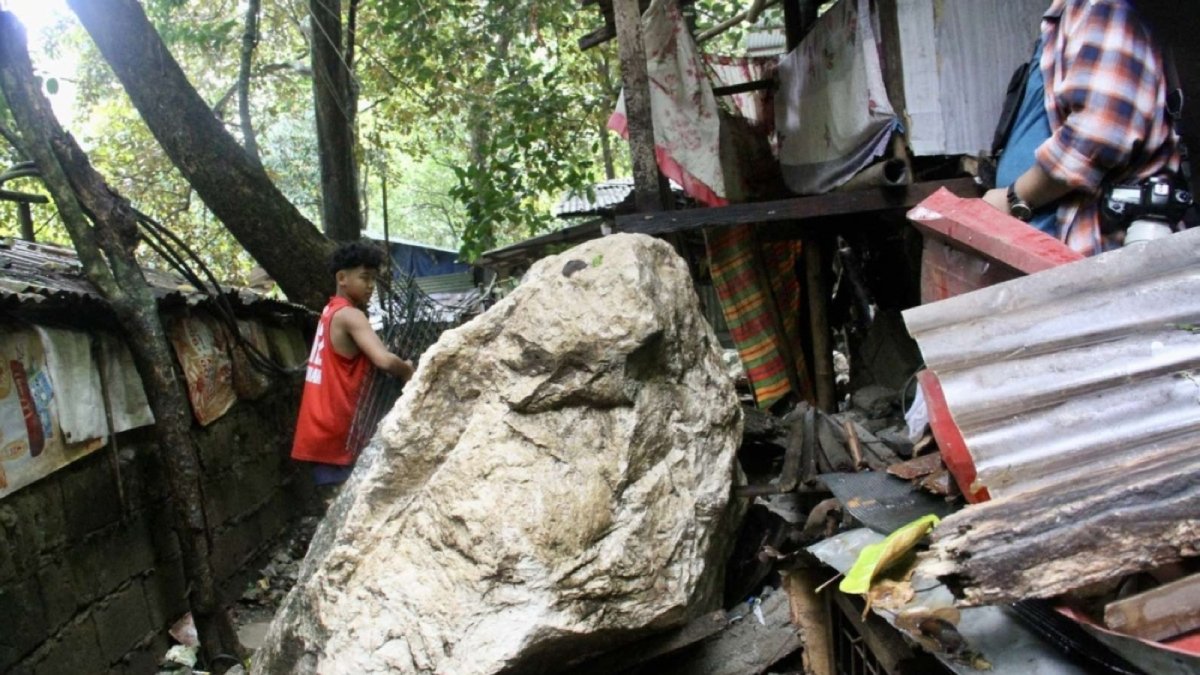 Evacuation center in Benguet with affected families