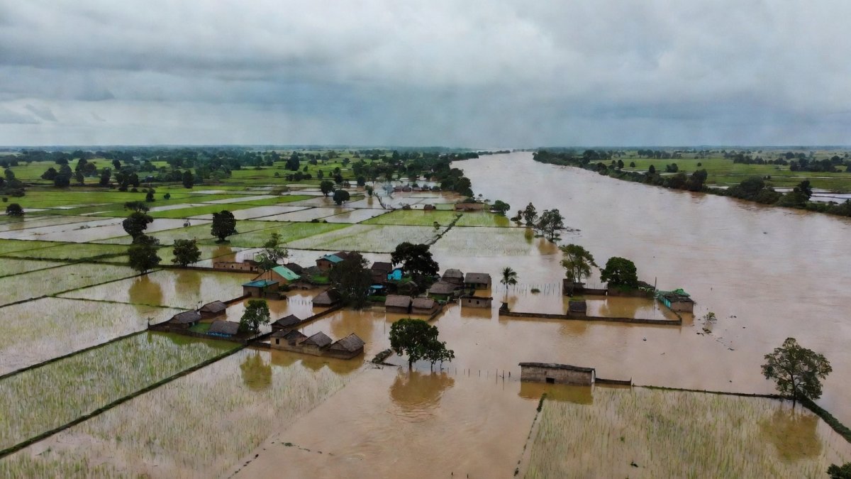 Odisha Floods: 2.37 Lakh Evacuated as Baitarani River Threatens Double-Peak Disaster