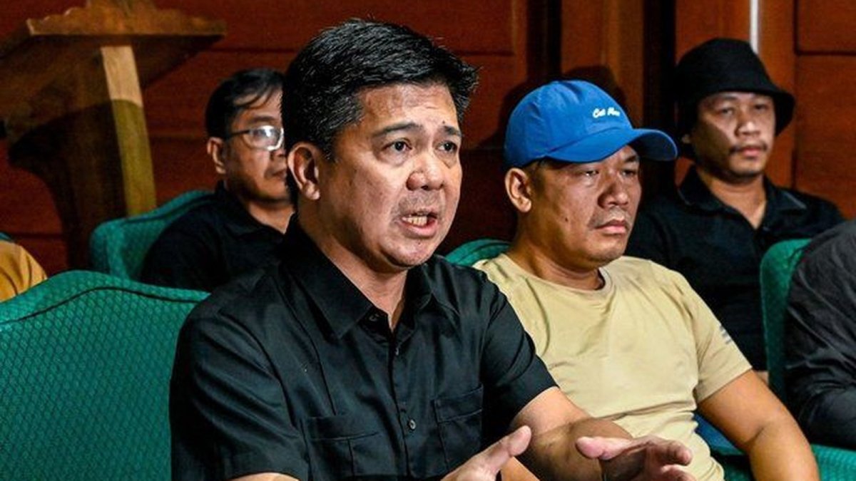 Palace Tags Mike Defensor in Destabilization Plot vs Marcos