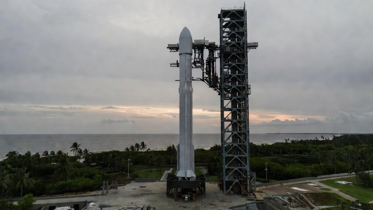 China's Chang'e-7 Lunar Probe Moves to Launch Pad Ahead of South Pole Water Hunt