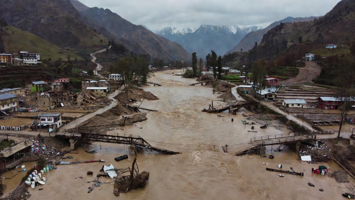 Nepal Floods: Hundreds Dead, Thousands Missing After Glacial Burst
