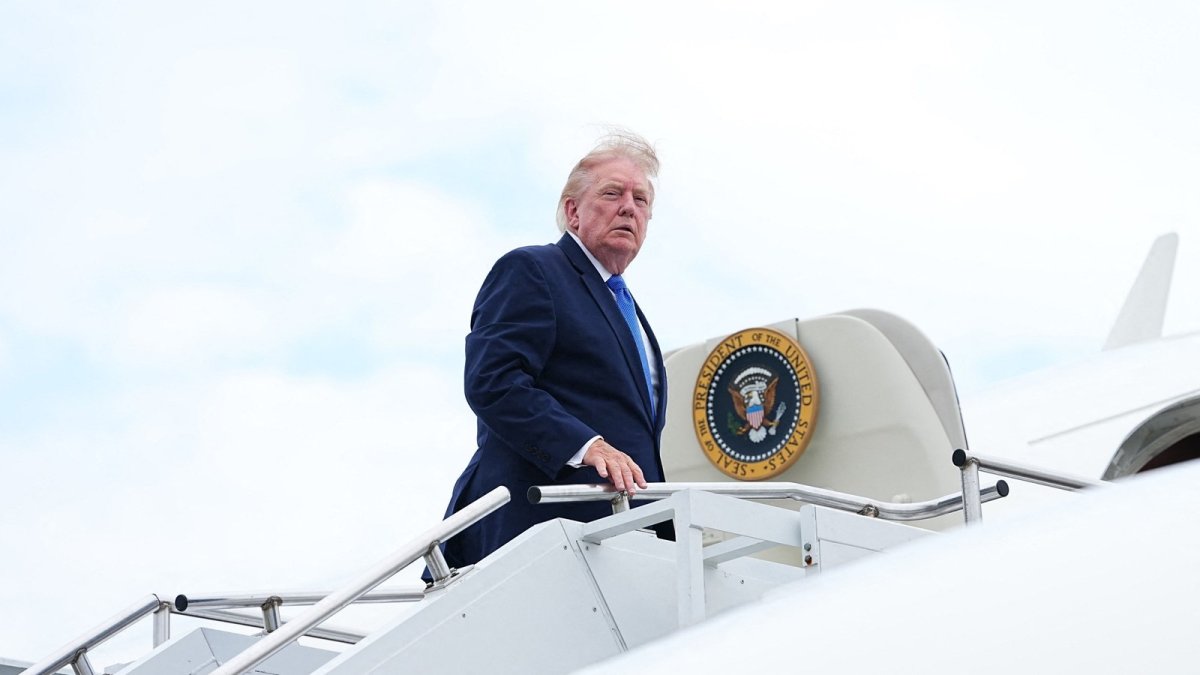 U.S. President Donald Trump boards Air Force One in Morristown, New Jersey, Aug. 2, 2026