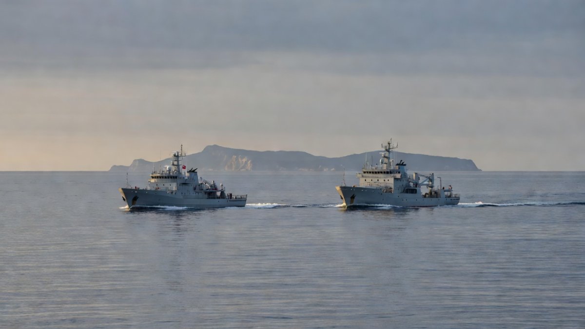 Record Chinese Ship Surge Near Taiwan Stirs Submarine-Warfare Fears