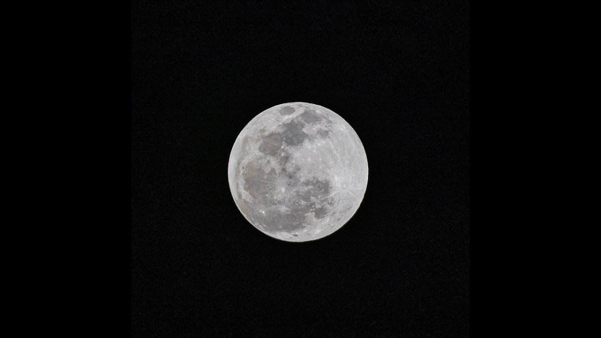 China's Earth-Moon Laser Link Paves Way for Lunar Missions