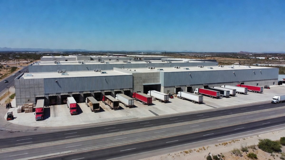 Mexican manufacturing facility and industrial corridor in the Bajío region