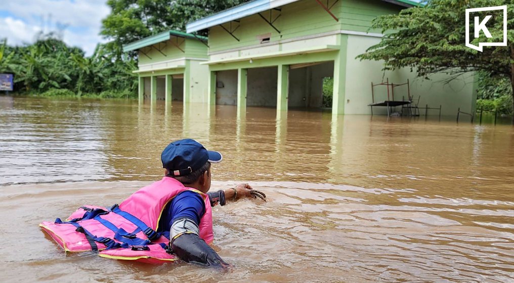 Mekong Floods Thai-Lao Border Market in Nakhon Phanom