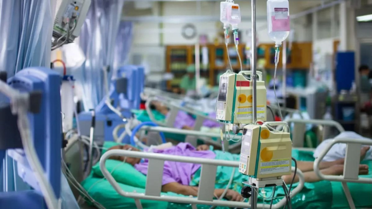 Nurses Union Declares Comprehensive Labor Dispute, Threatening Nationwide Action Over Workload and Burnout