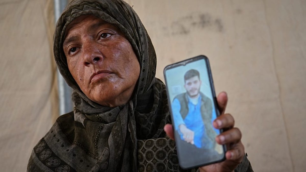 Palestinian families searching for missing loved ones amid rubble in Gaza