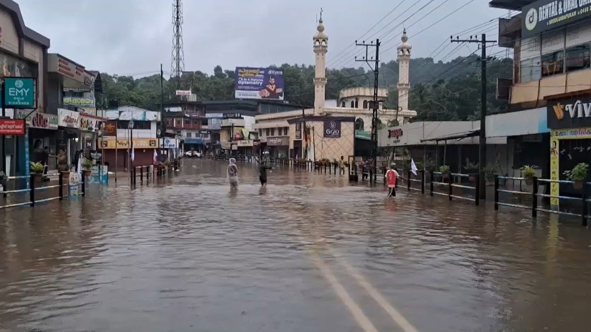 Flooded Sreekantapuram town in Kannur district during the August 2026 monsoon (The South First)