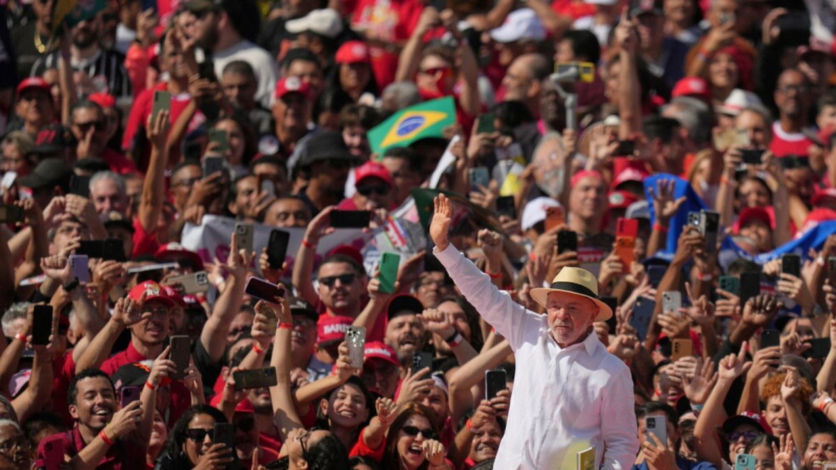 Brazil's Lula, Bolsonaro Launch Bitter Campaign Race
