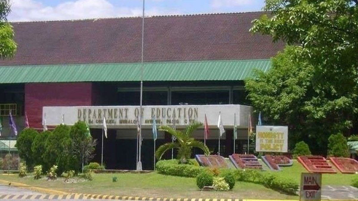DepEd Counts 2,424 Classrooms Damaged as Tropical Storm Maymay and Monsoon Worsen PH School Crisis