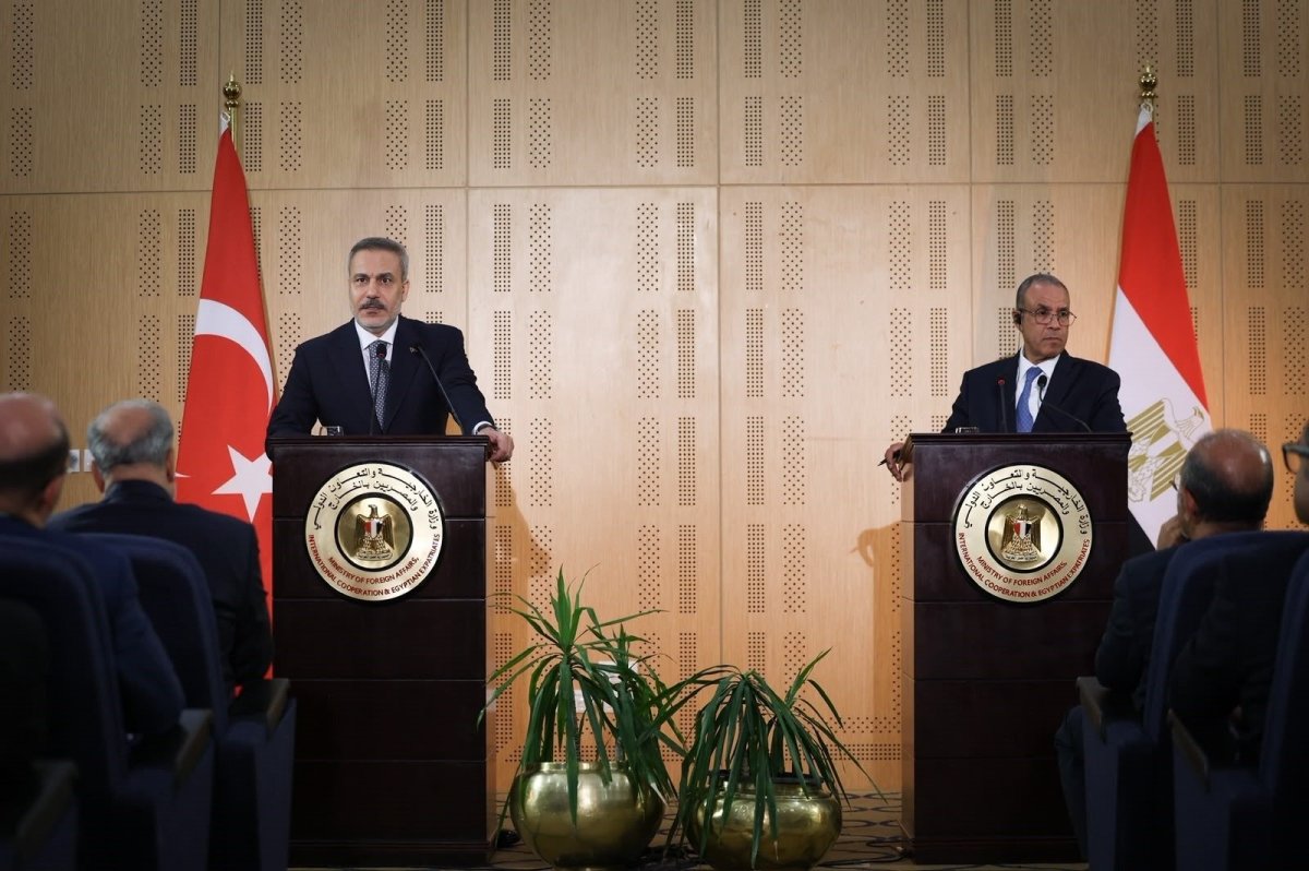 Turkey Deepens Mideast Diplomacy: Fidan Calls Qatar, Egypt