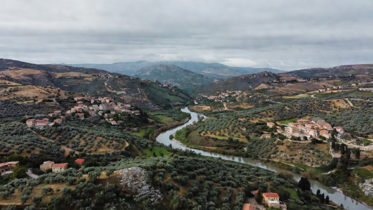 Southern Lebanon landscape and Litani valley region
