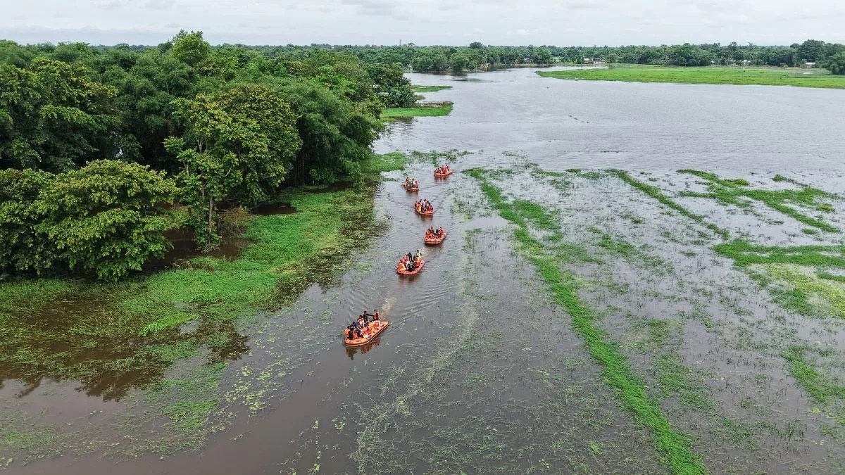Relief and rescue operations in flood-hit Assam (The Statesman)
