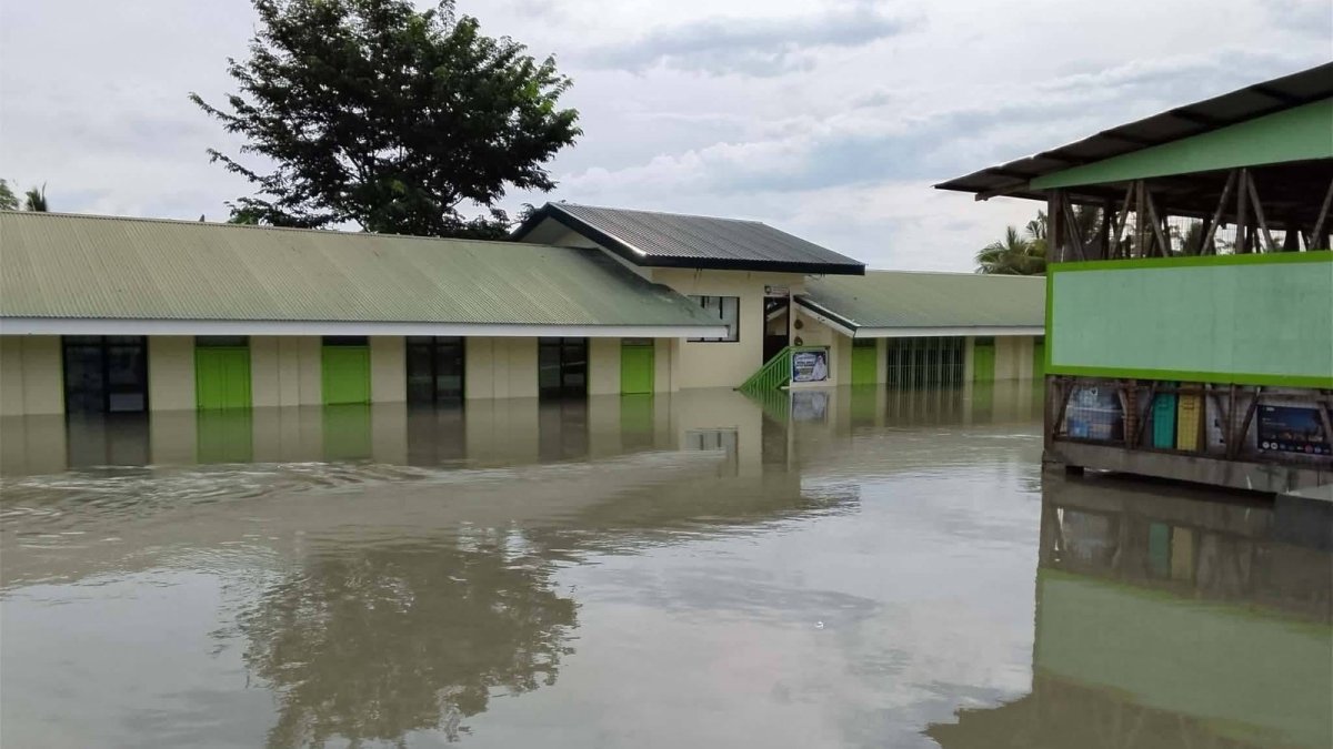 Habagat's Wrath: 8 Dead, Over 10,000 Schools Shut as Monsoon Rains Drench Luzon