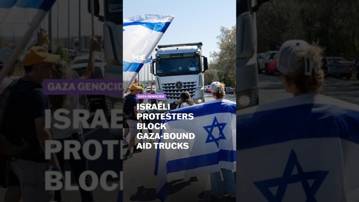 Israeli protesters block humanitarian aid trucks at the Kerem Shalom crossing