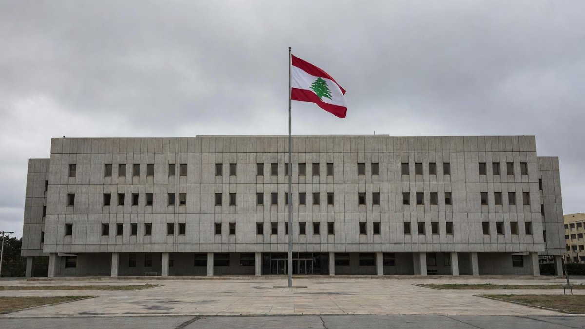 Lebanon's Bank Collapse Architect Faces New Charges: Ex-Central Bank Chief Riad Salameh Indicted Again