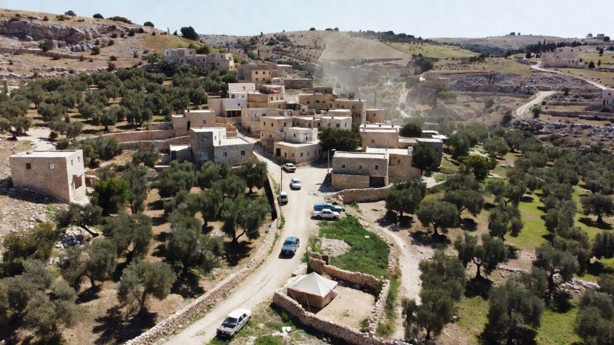 Besieged in Qusra: Settlers Trap Palestinian Families as IDF Fails to Intervene
