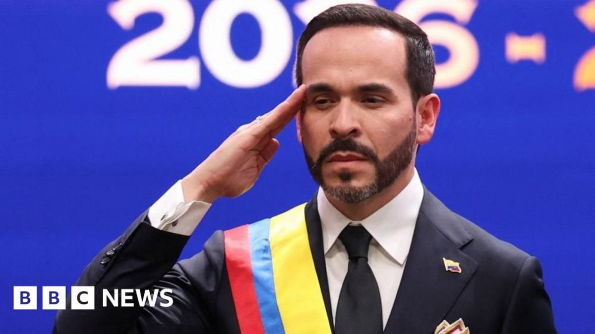 De la Espriella delivering inaugural speech