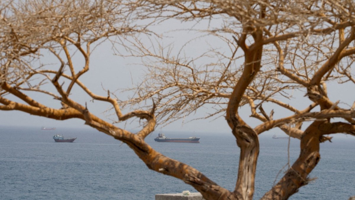 Iran Puts a Price on Hormuz: Tehran Demands US Concessions Before Reopening the Gulf's Lifeline