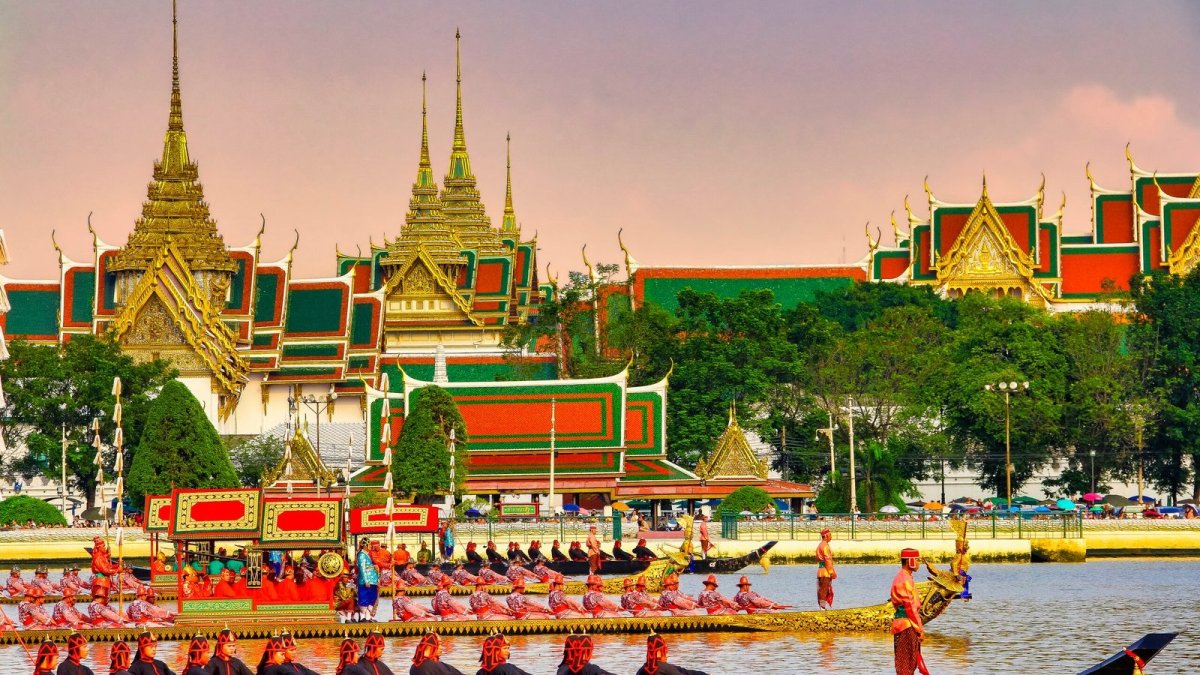 Royal Barge Procession Rehearsals Begin for Historic Kathin Ceremony Honouring Queen Suthida