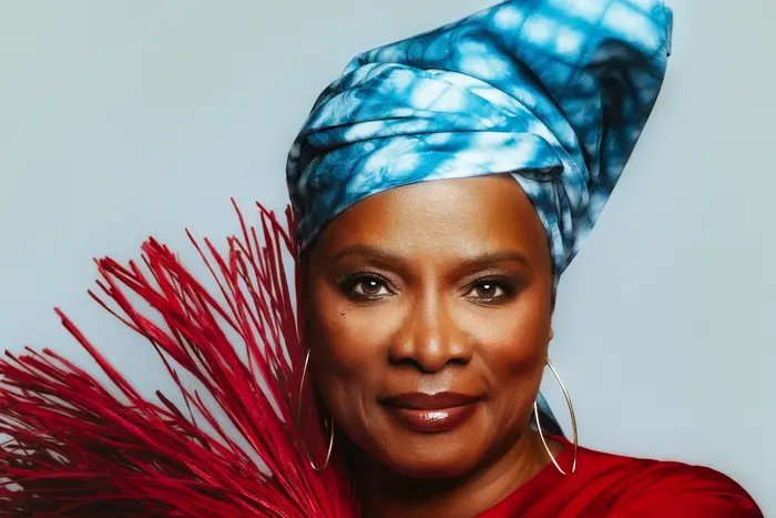 Angélique Kidjo studio portrait