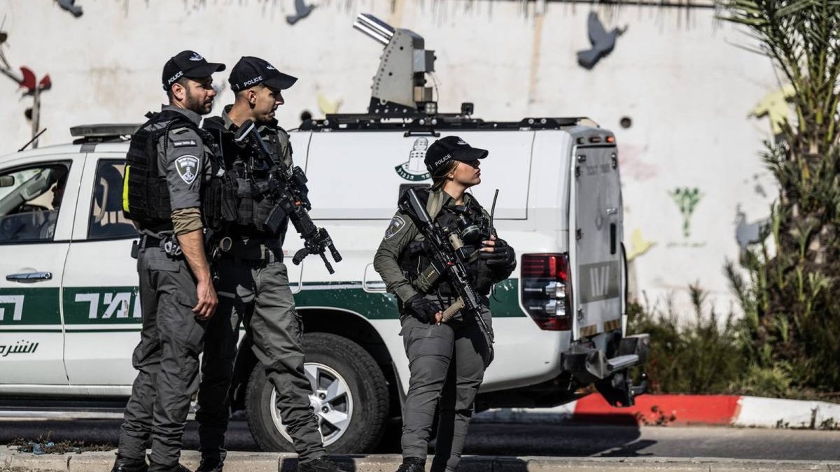 Israeli Police Detain Palestinian Minister in East Jerusalem Raid