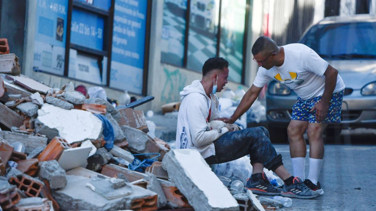 Colombia Earthquake Death Toll Passes 265 as Rescuers Race Against Time in Shattered Cities