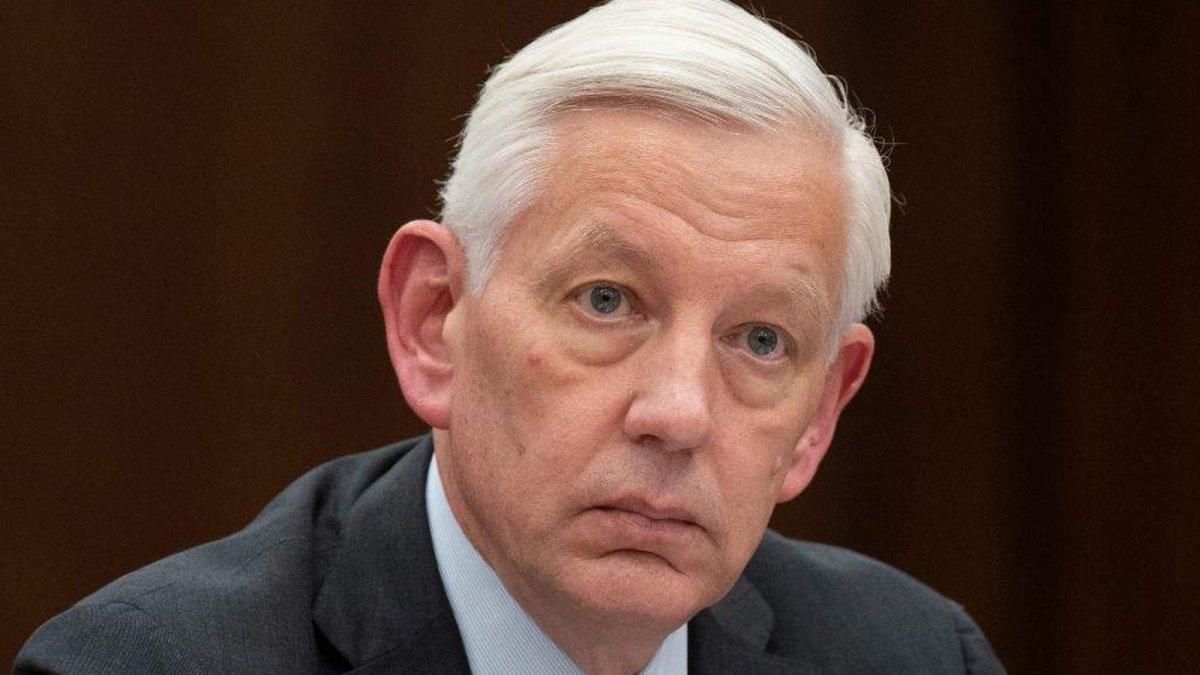 Carney names Dominic Barton as chair of Invest in Canada in major shakeup ahead of Toronto investment summit
