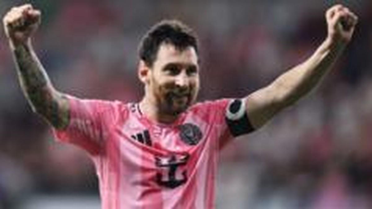 Messi agrees to buy second Spanish club