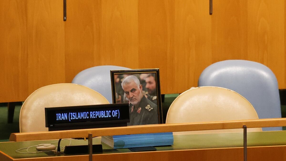 A portrait of the late Quds Force commander Qasem Soleimani sits on the vacant Iranian delegation desk during Netanyahu's address to the UN General Assembly. Photo: Heather Khalifa/AP