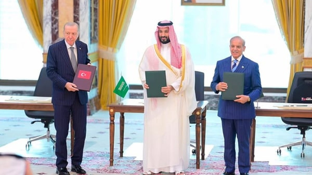 The Mecca Pact: A New Treaty Organization, Just Like the Old One