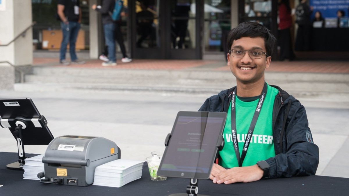 Last call: Disrupt volunteer application closes soon