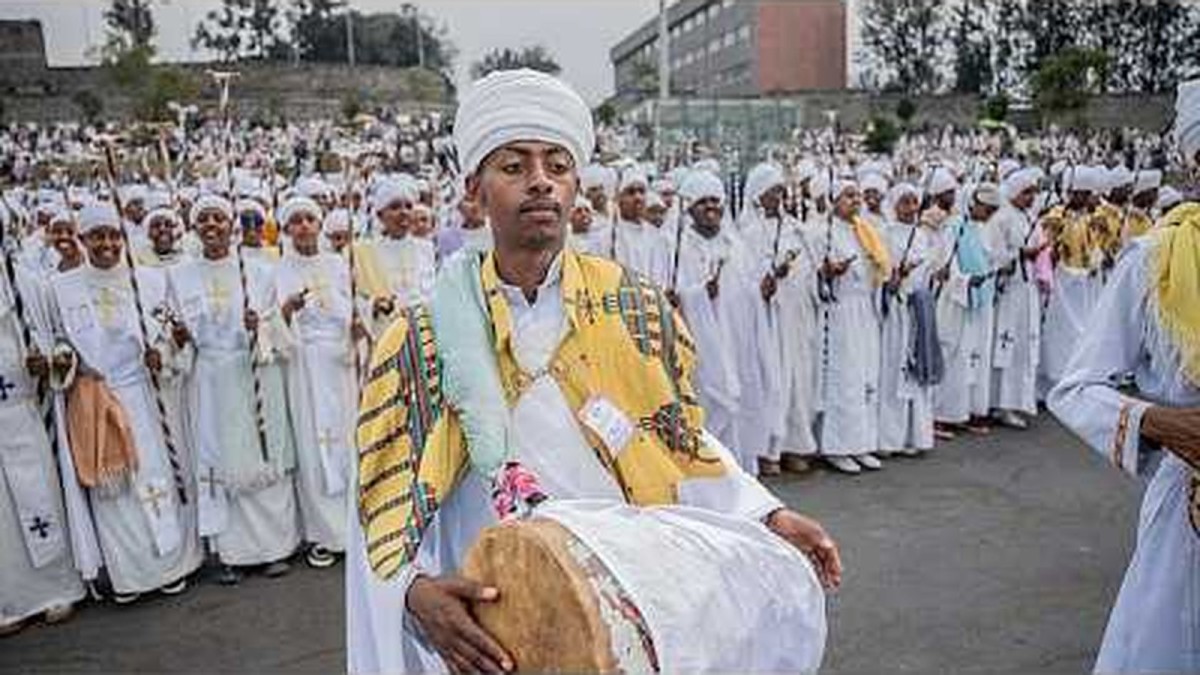 Ethiopians Celebrate Meskel While Urging Peace Amid Renewed Fighting