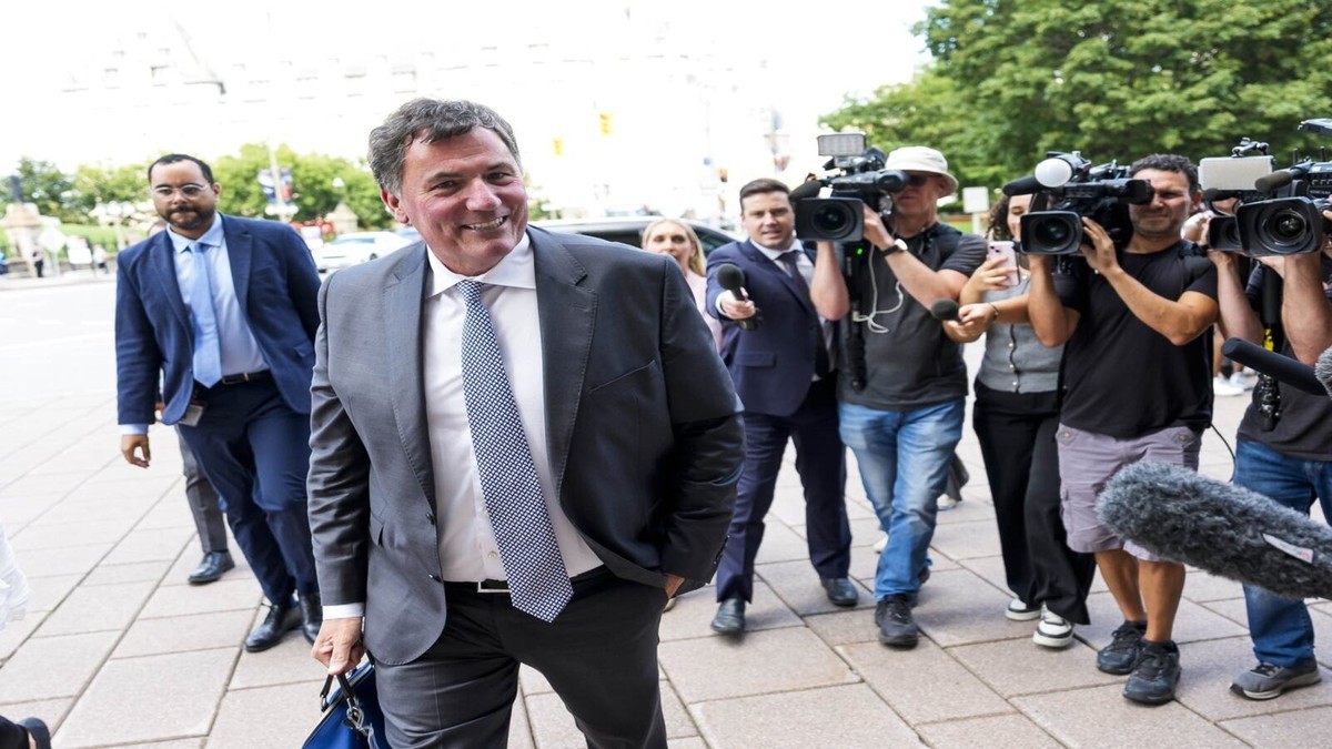 Canada-US Trade Minister Dominic LeBlanc arrives at the Office of the Prime Minister and Privy Council in Ottawa on 19 August 2026 after returning from trade negotiations in Washington. Photo: Justin Tang/The Canadian Press