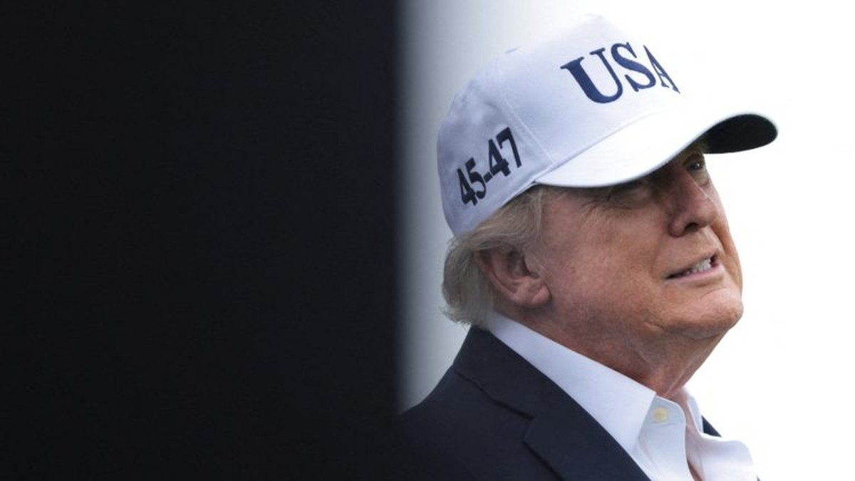 President Donald Trump speaks to reporters at the Irish Open in Doonbeg, Ireland, on 13 September 2026. Photo: Kylie Cooper/Reuters