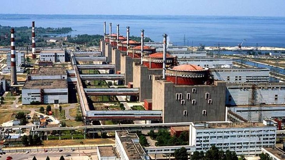Aerial view of the Zaporizhzhia nuclear power plant and its cooling channel in Russian-held southern Ukraine. (Energoatom)
