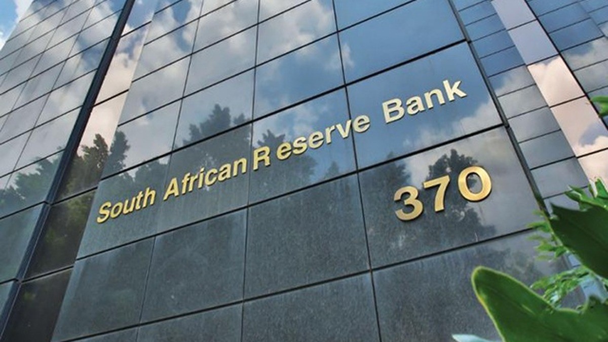The exterior of the South African Reserve Bank head office. The Bank raised its repurchase rate by 25 basis points to 7.25% on 23 September 2026.