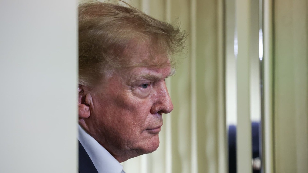 US President Donald Trump speaks to reporters aboard Air Force One while travelling back from Ireland to Joint Base Andrews, Maryland, on September 13, 2026. Photo: Getty Images via CNBC