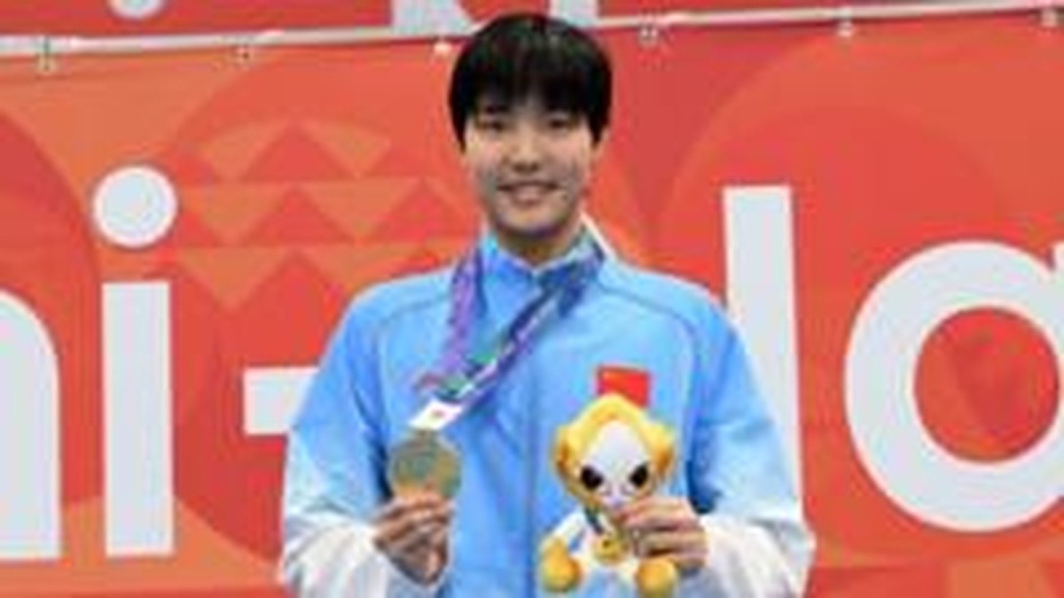 Yu, 13, wins record-breaking first major gold medal