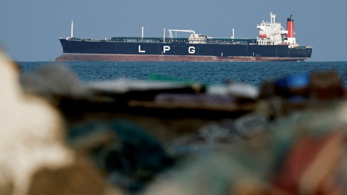 An LPG gas tanker at anchor in the Strait of Hormuz, the waterway through which about 70 per cent of South Korea's crude oil imports pass. Photo: The Guardian
