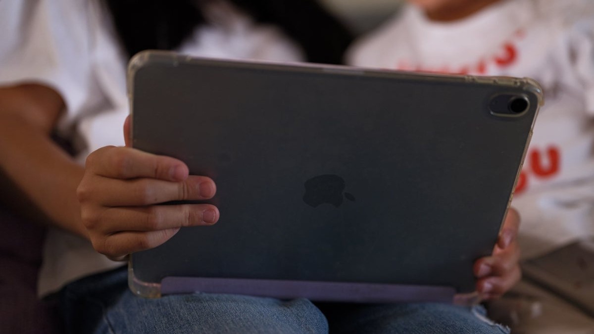 Nearly Half of UK Children Exposed to Significant Online Hate, New Data Shows