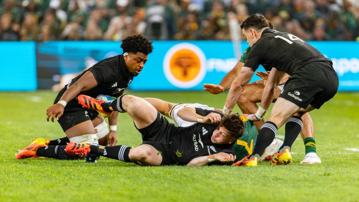 Former Boks rip into Roigard for faking it