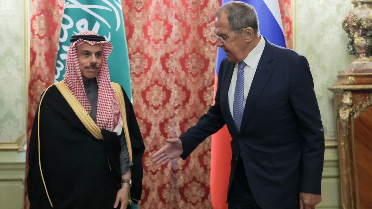 Saudi FM in Moscow: Riyadh Balances OPEC+ Ties, US Security and Iran Accord