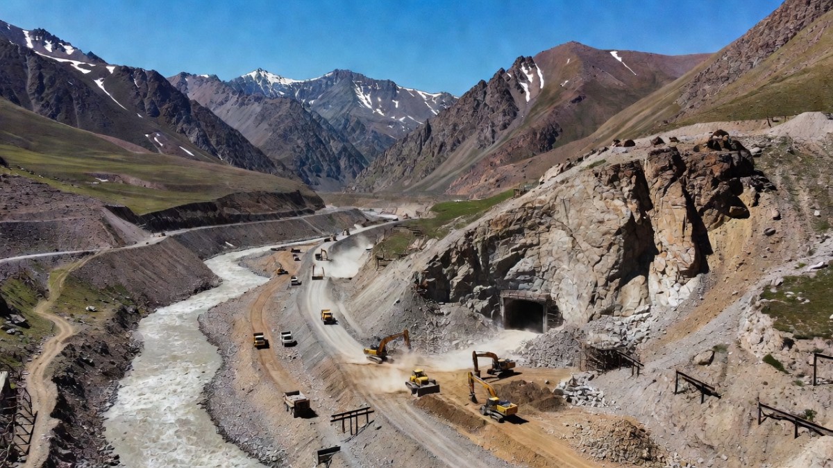 China's New Silk Road Corridor Pierces the Tien Shan: The CKU Railway's Strategic Breakthrough
