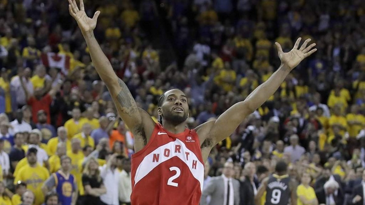 Reports: Kawhi Leonard trade moving ahead