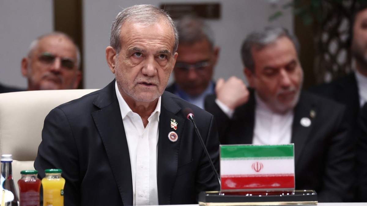 Iran says Arab foreign ministers to sign Hormuz navigation deal in Oman Monday